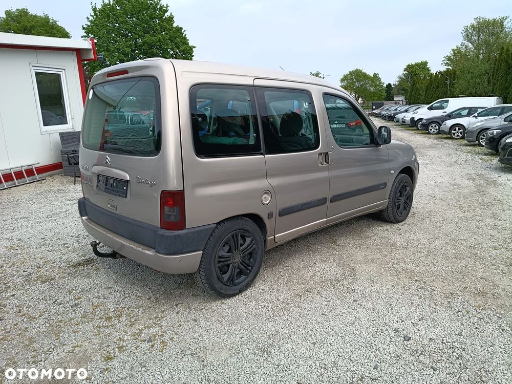 Citroën Berlingo 1.6i Pakiet Plus - 14