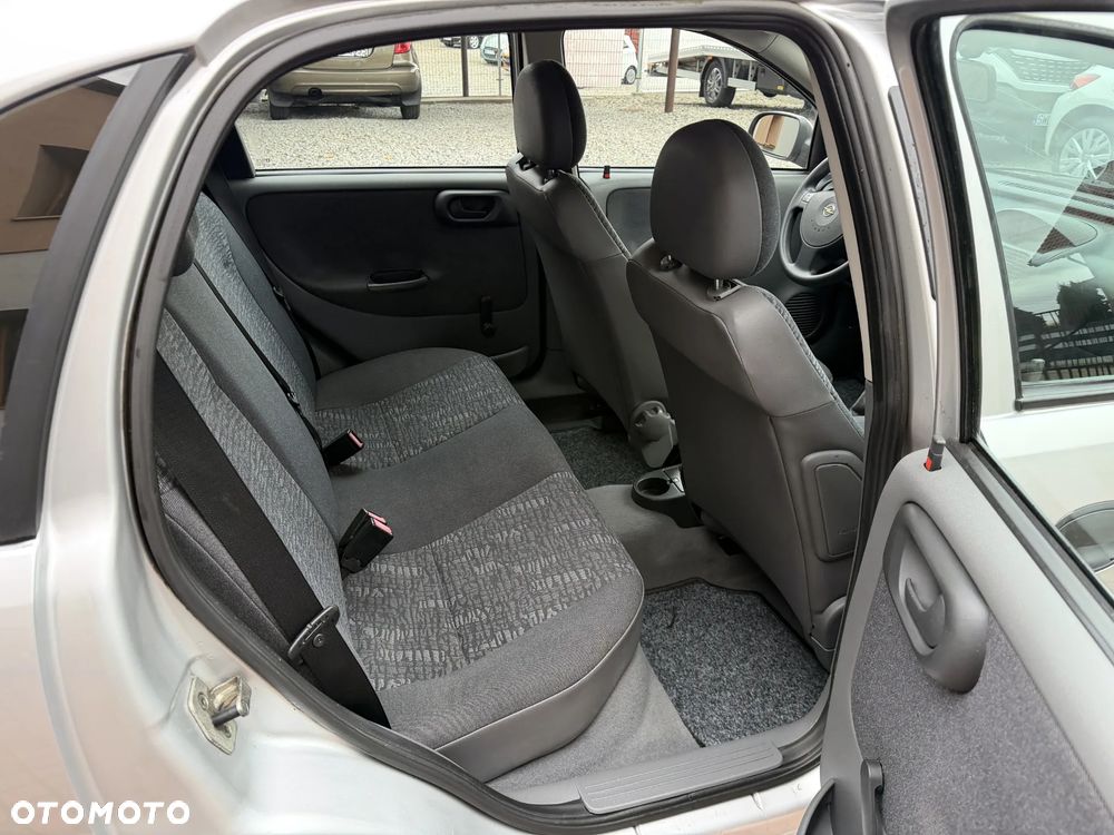 Opel Corsa 1.2 16V - 31