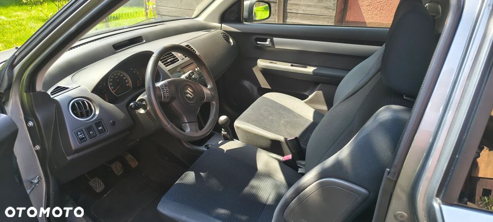 Suzuki Swift 1.3 Club - 14