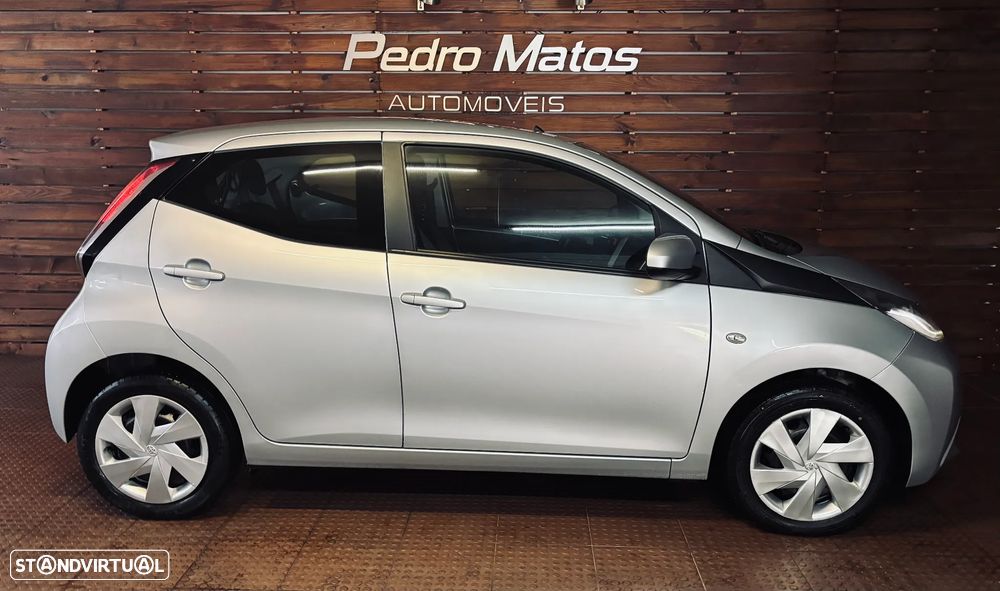 Toyota Aygo 1.0 X-Play - 4