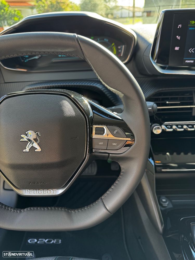 Peugeot e-208 50 kWh Allure - 14