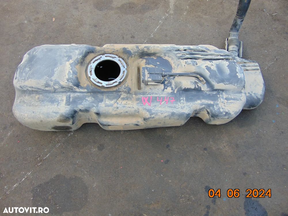 Rezervor Mercedes Vito w447 viano v class rezervor motorina cod a - 2