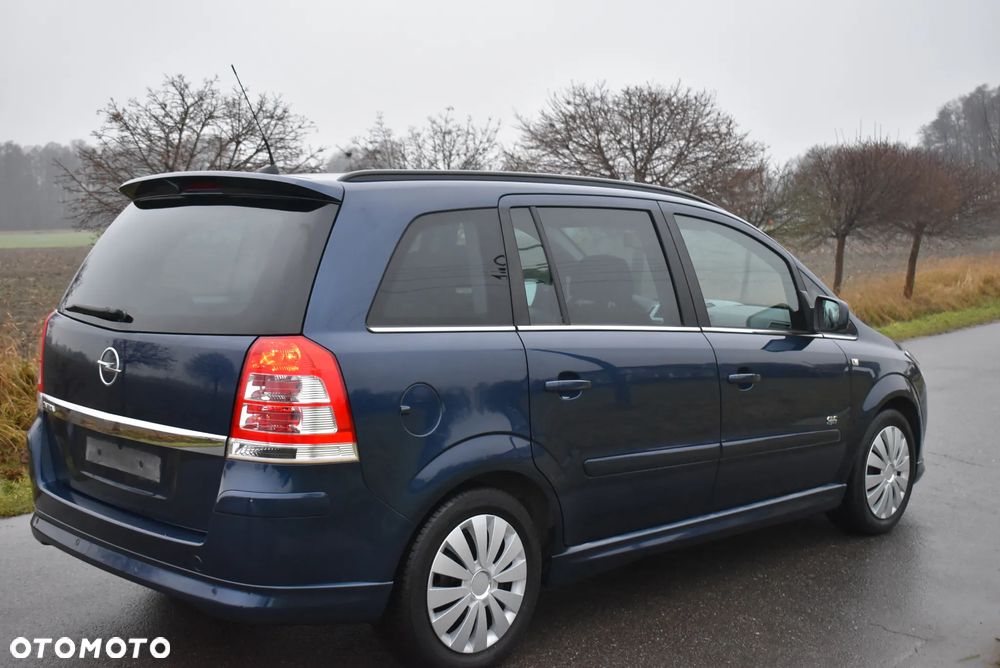 Opel Zafira 1.8 Sport - 9