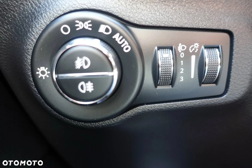 Jeep Compass 1.6 MultiJet Limited - 29