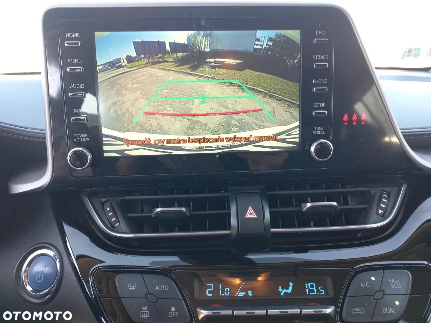 Toyota C-HR 1.8 Hybrid GPF Comfort - 25