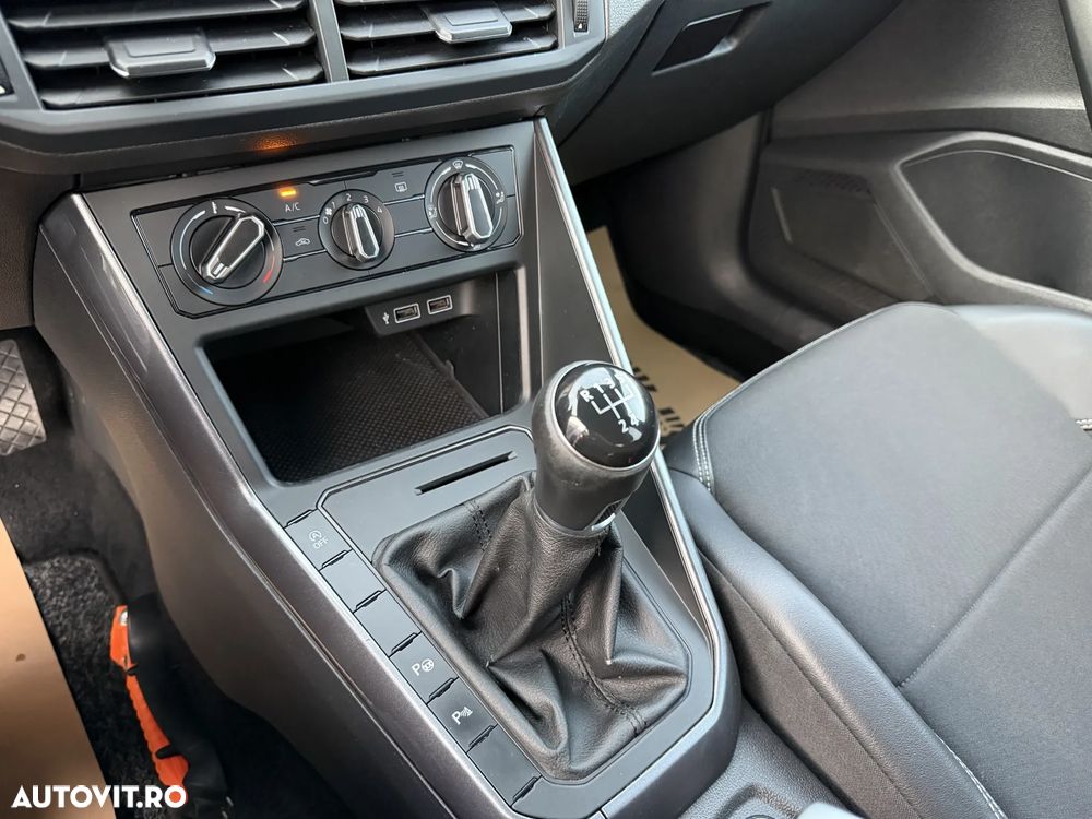 Volkswagen Polo 1.6 TDI SCR Highline - 26