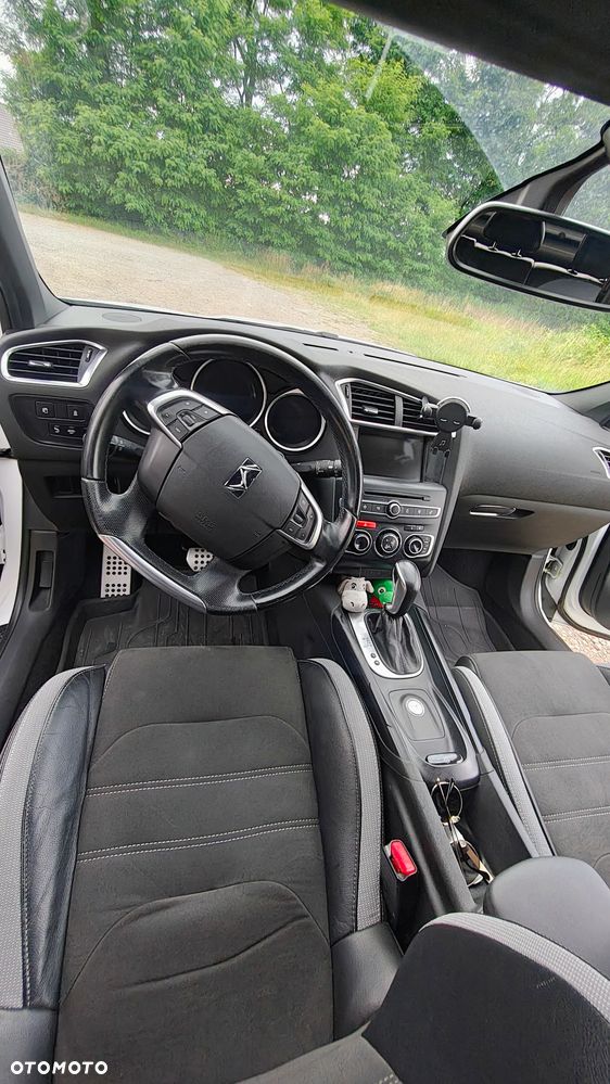DS Automobiles DS 4 - 15