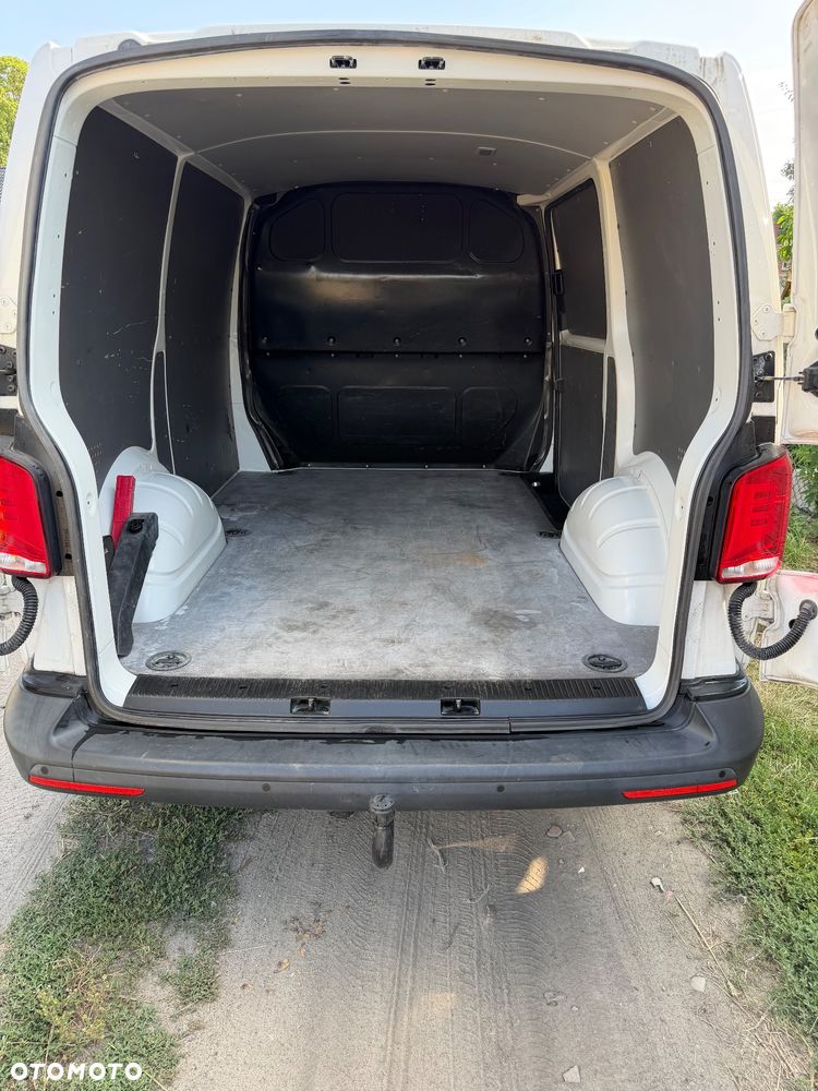 Volkswagen Transporter - 8