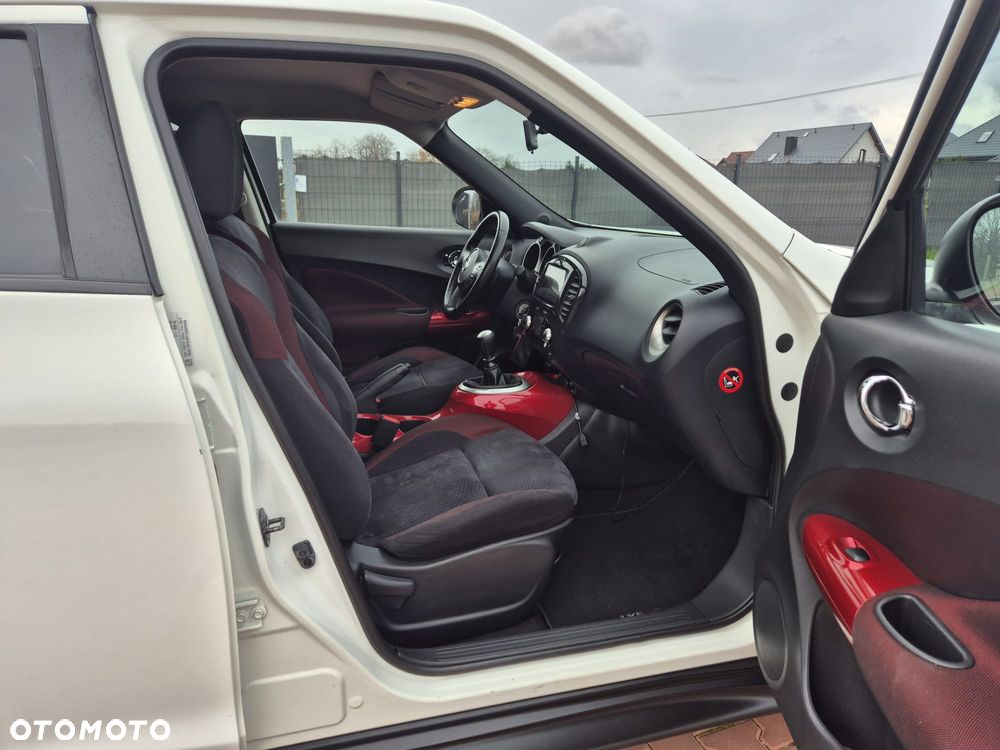 Nissan Juke 1.6 DIG-T Acenta - 33