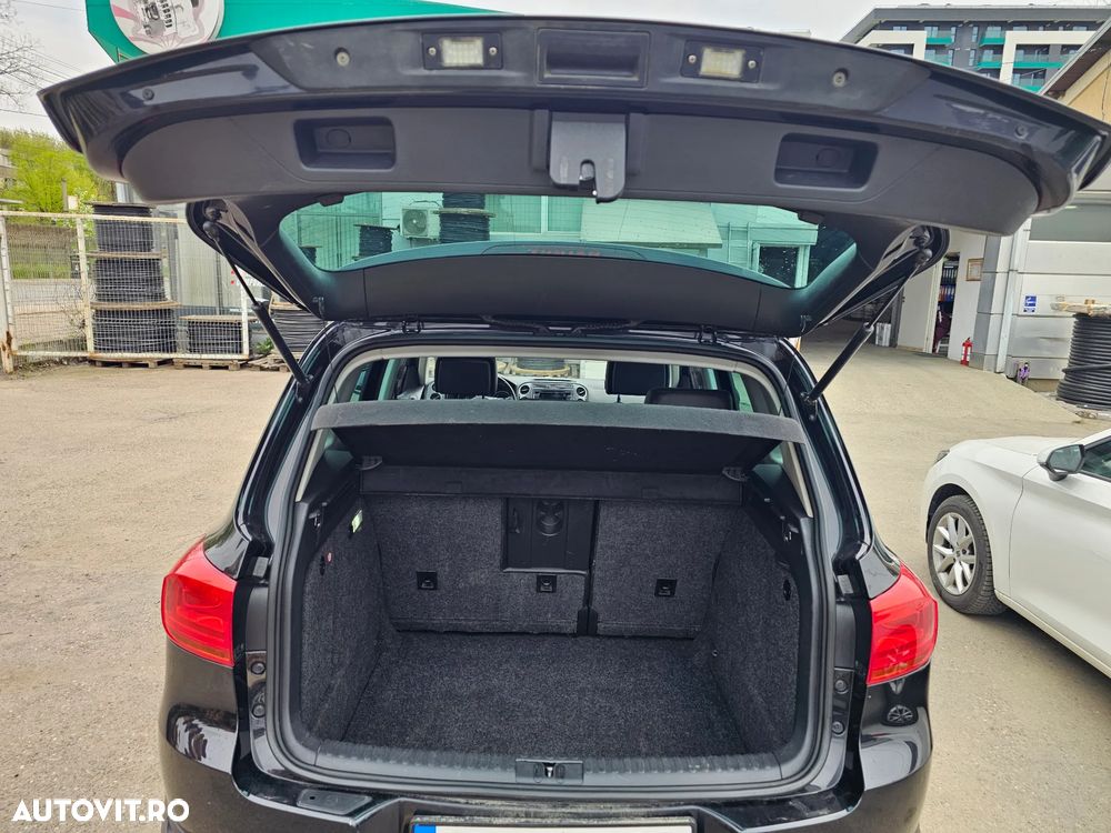 Volkswagen Tiguan 2.0 TDI 4Motion DSG Sport & Style - 7