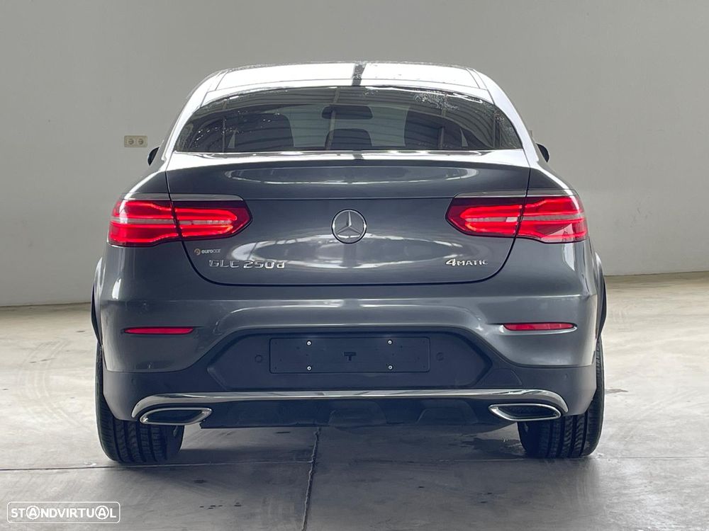 Mercedes-Benz GLC 250 d Coupé AMG Line 4-Matic - 4