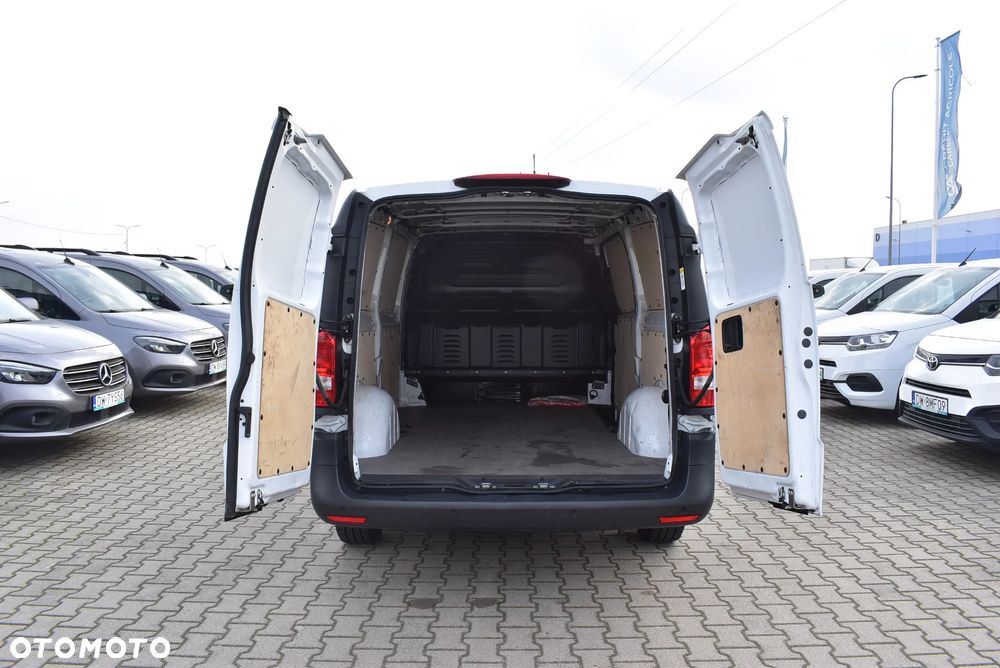 Mercedes-Benz 116 CDI L3 9G-TRONIC 447.605 - 12