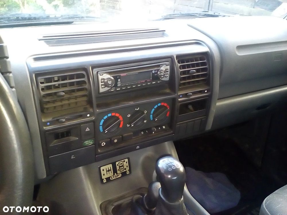 Land Rover Discovery - 7