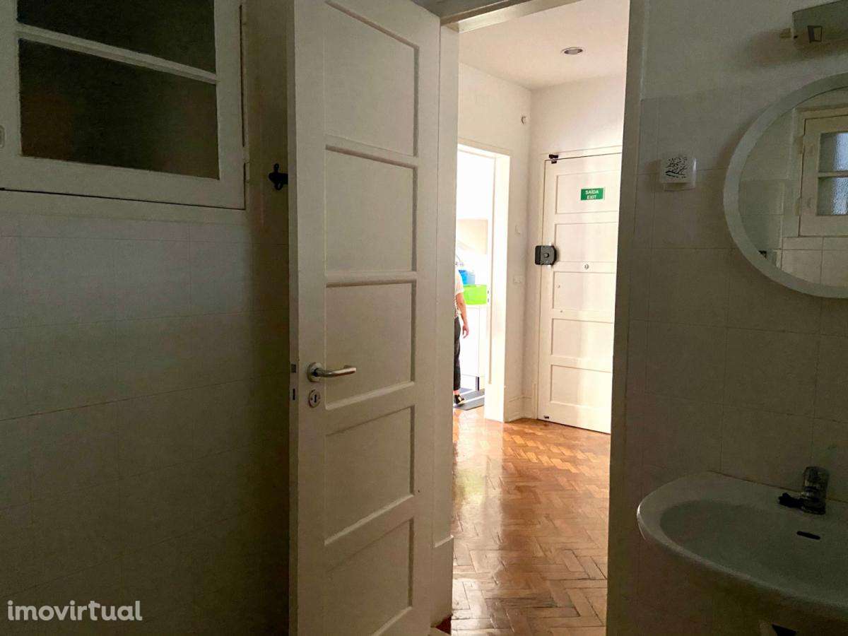 Apartamento com 1 quartos - localizado em Mouraria Lisbon - Grande imagem: 2/20