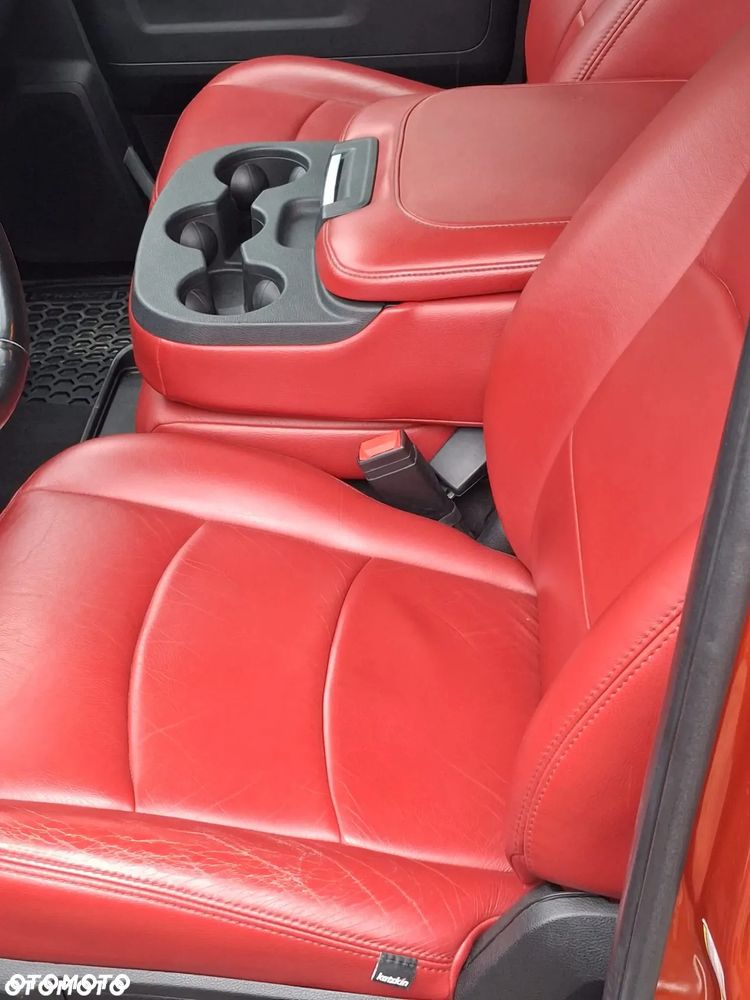 Dodge RAM 1500 5.7 4x4 - 24