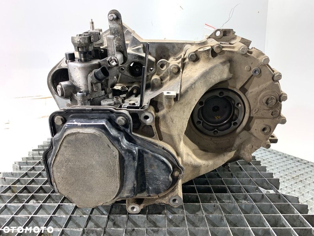 SKRZYNIA BIEGÓW  VW TRANSPORTER / CARAVELLE VI Autobus (SGB, SGJ, SHB, SHJ) 2015 - 2022 2.0 TDI 81 - 3