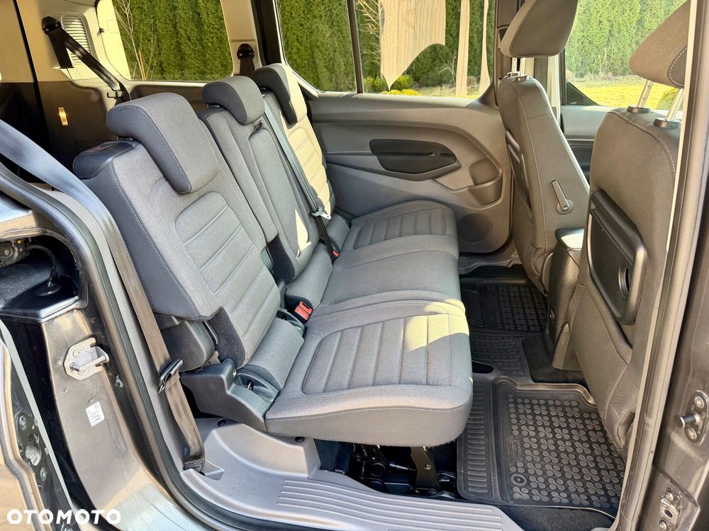 Ford Tourneo Connect Grand - 30