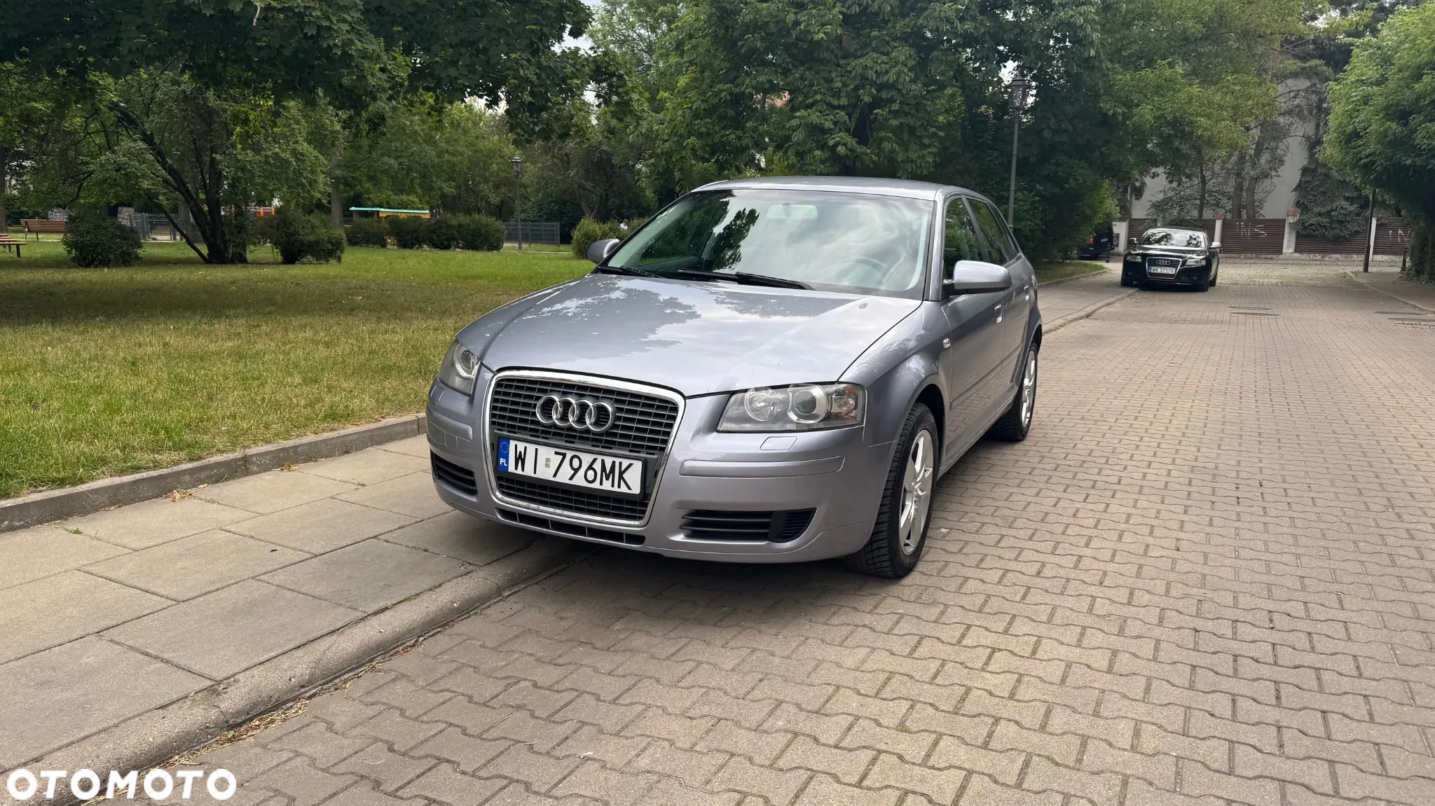 Audi A3 1.6 Ambiente Tiptr - 2
