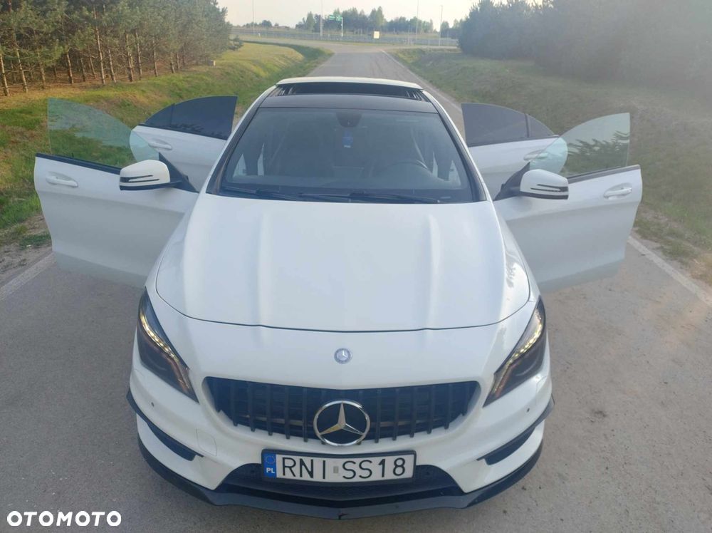 Mercedes-Benz CLA 45 AMG 4Matic 7G-DCT - 2