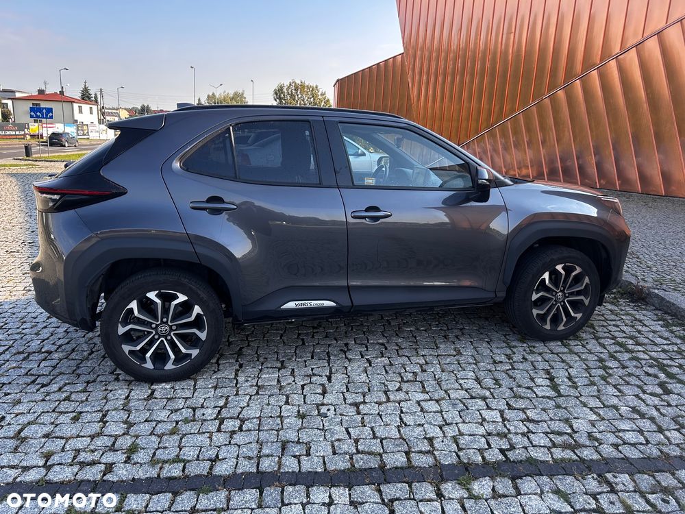 Toyota Yaris Cross Hybrid 1.5 Style AWD - 2