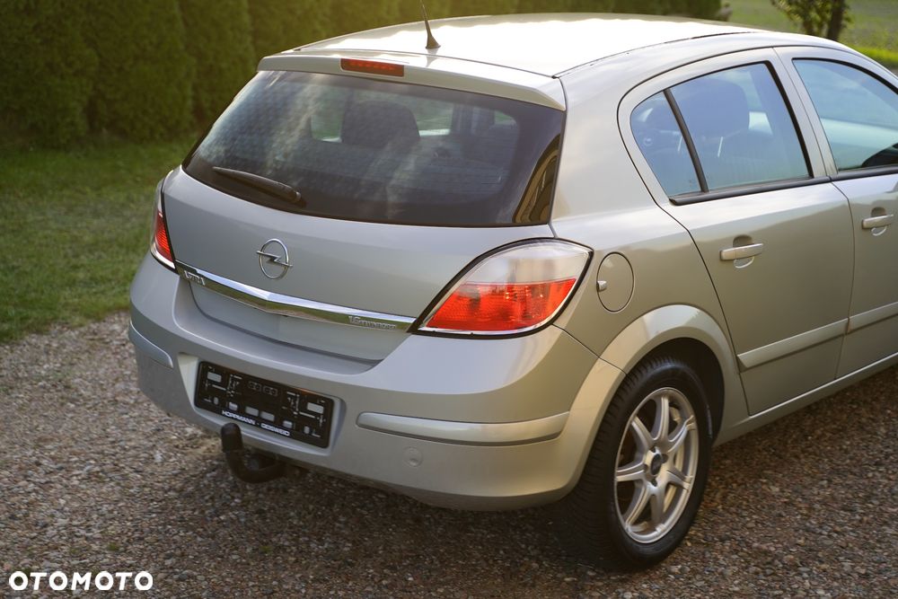 Opel Astra 1.6 - 16