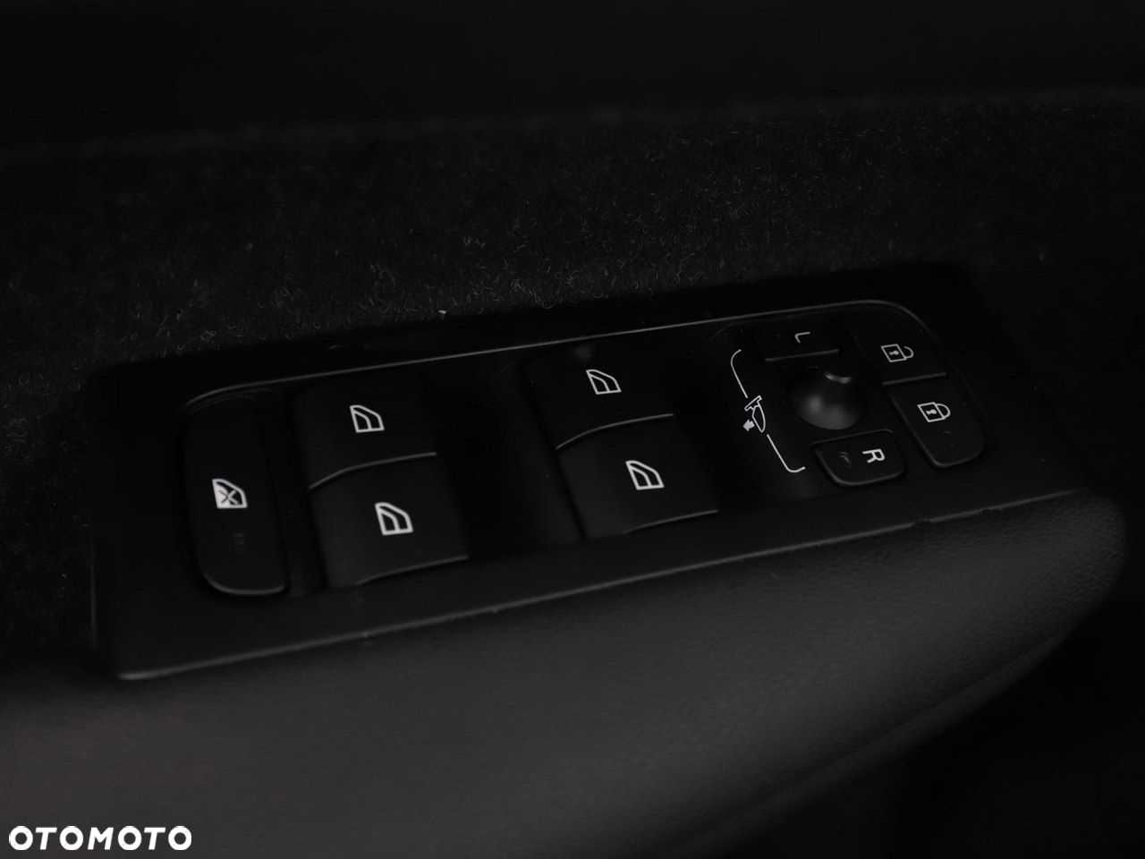 Volvo XC 40 T2 Momentum Core - 35