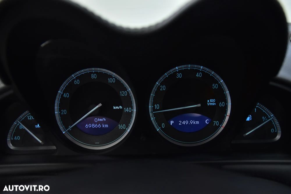 Mercedes-Benz SL - 10