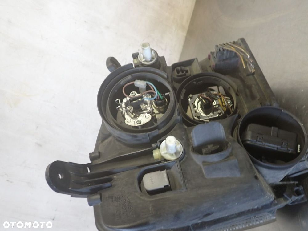 LAMPA LEWA PRZEDNIA OPEL MERIVA A 1.2 93321052 - 6