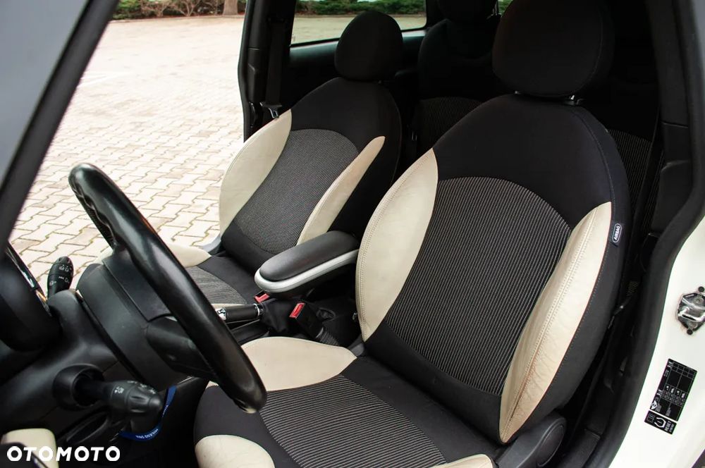 MINI Cooper S 50 Camden - 31