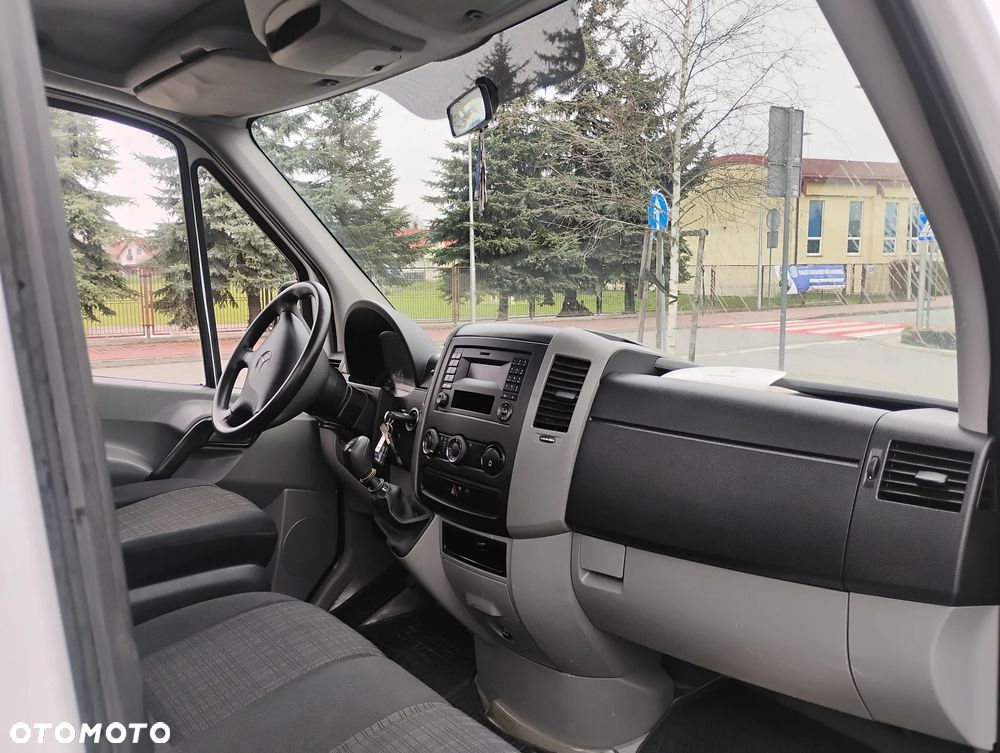 Mercedes-Benz SPRINTER - 7