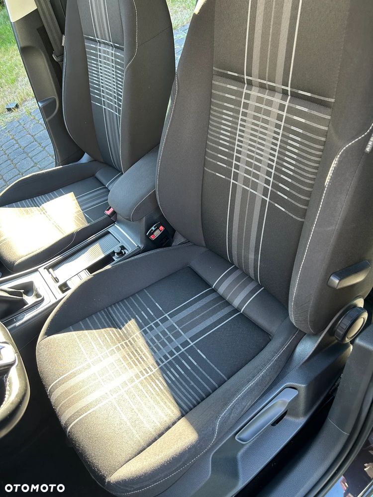 Volkswagen Golf - 7