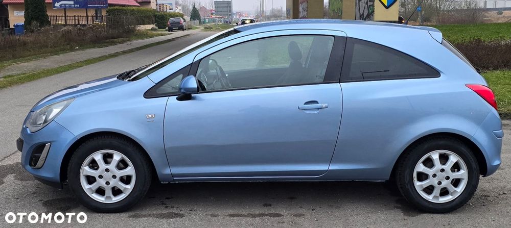 Opel Corsa 1.4 16V Energy - 5