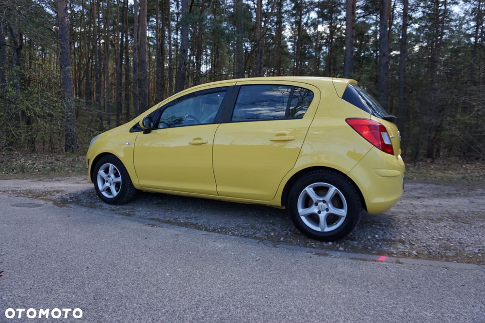 Opel Corsa - 14