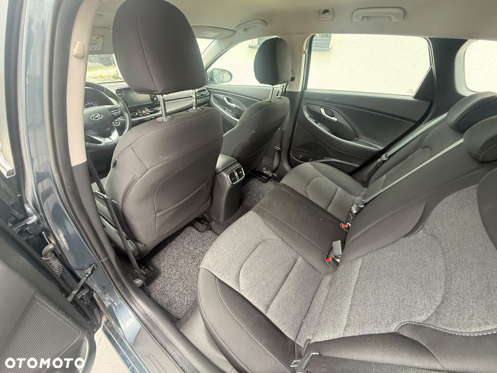 Hyundai i30 1.0 T-GDI Classic + DCT - 14