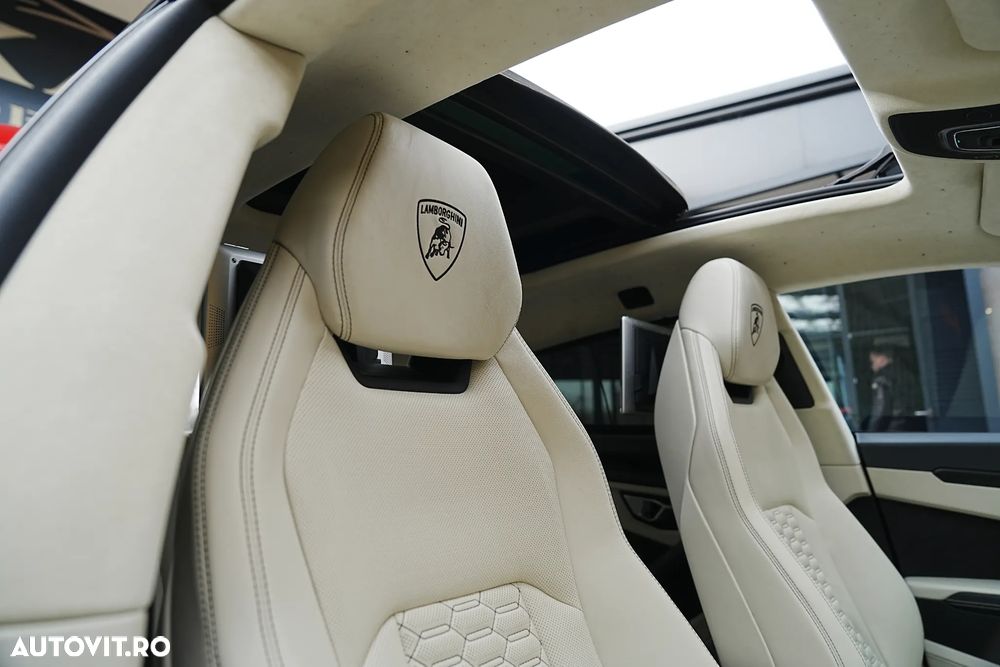 Lamborghini URUS - 25