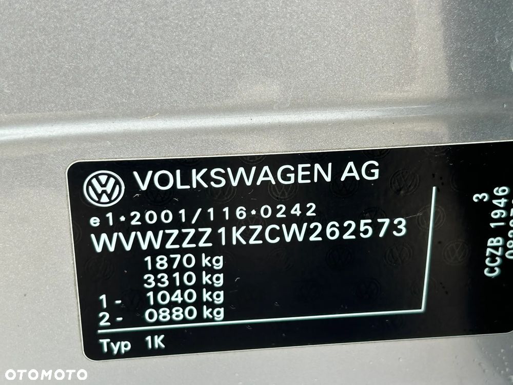 Volkswagen Golf - 31