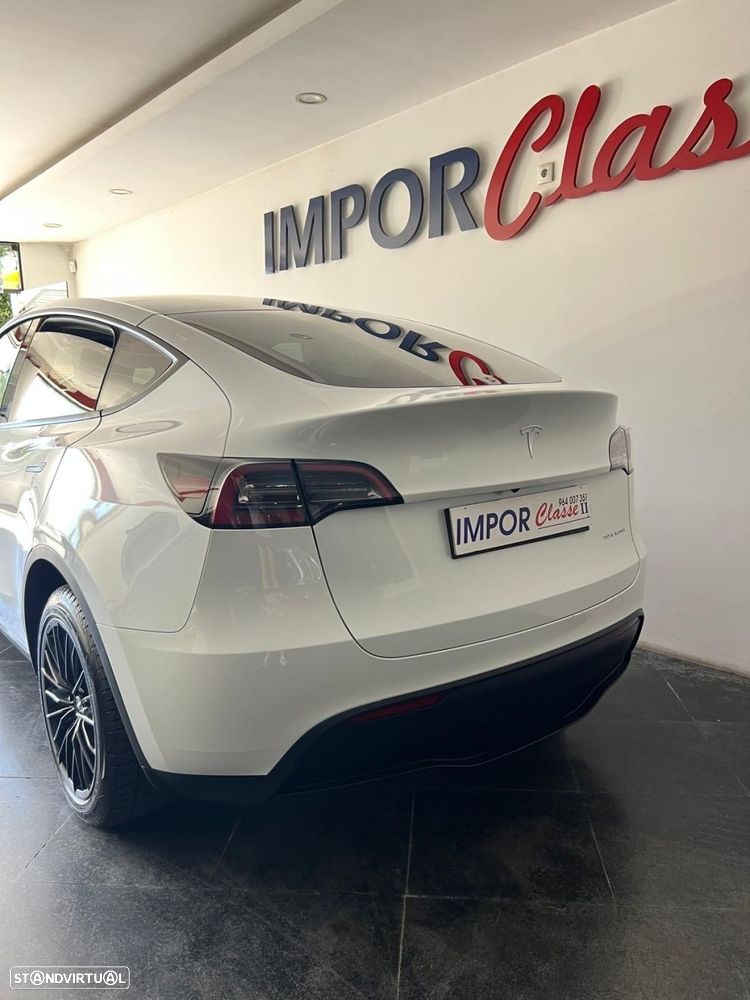 Tesla Model Y Long Range Dual Motor AWD - 2