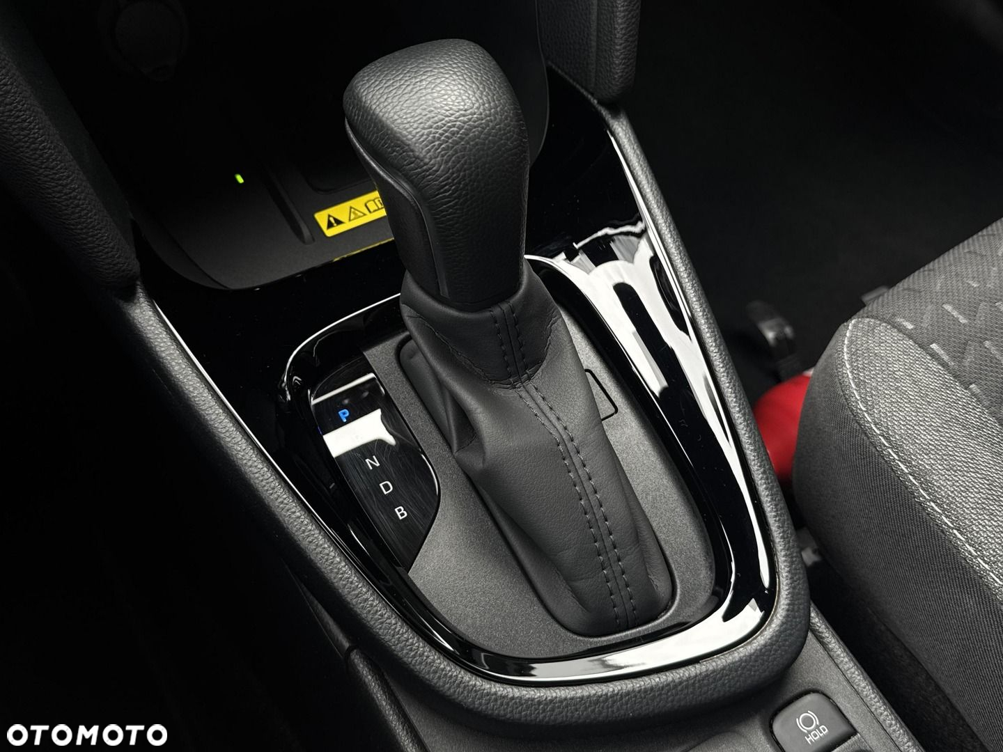 Toyota Yaris Cross Hybrid 1.5 Style AWD - 26