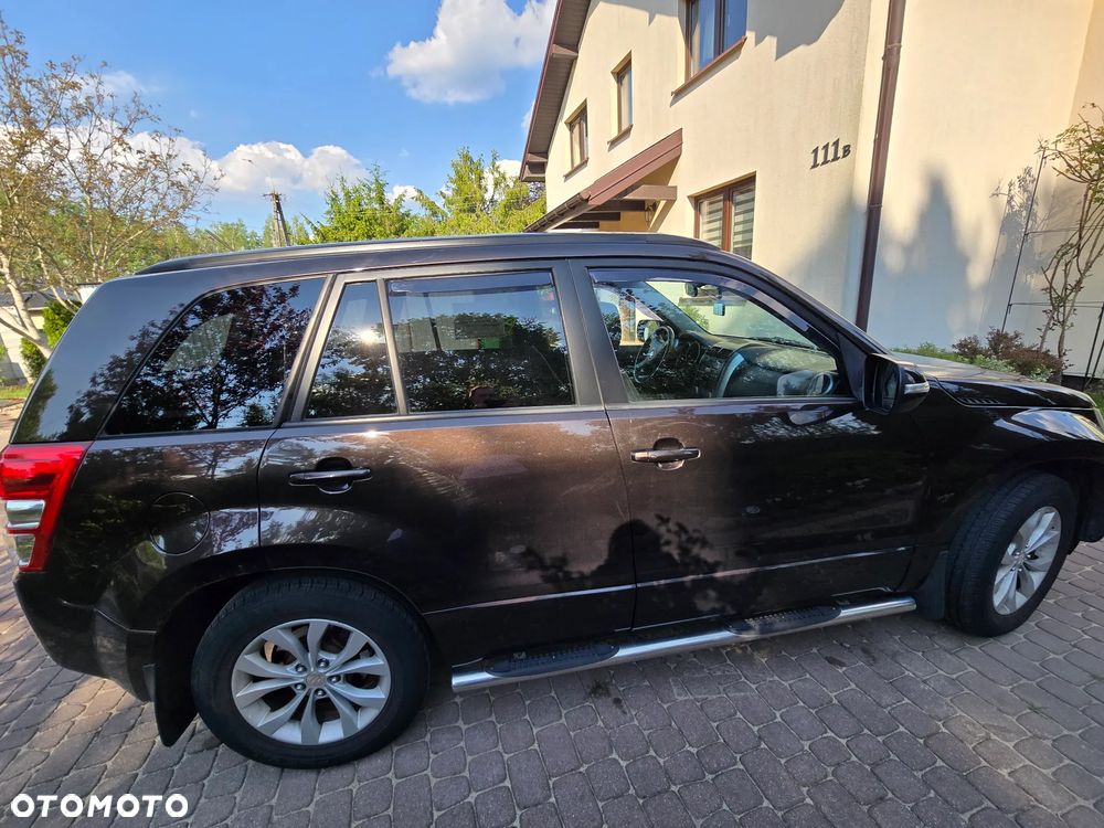 Suzuki Grand Vitara 2.4 Premium - 4