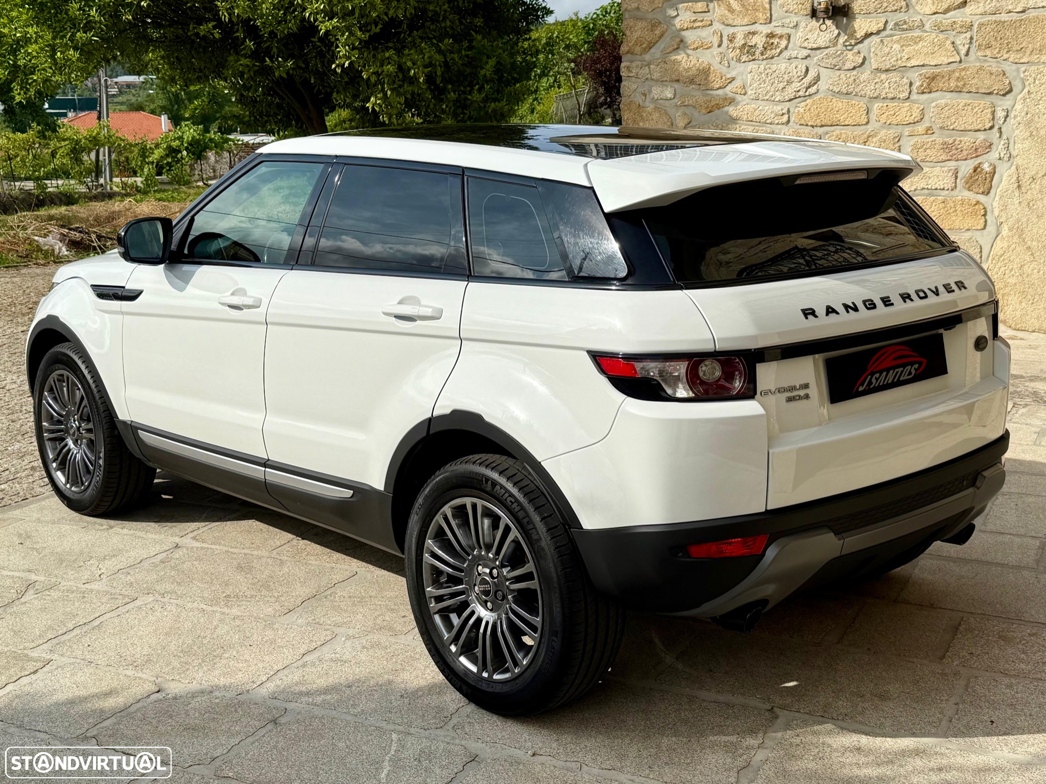 Land Rover Range Rover Evoque 2.2 SD4 Prestige Auto - 4
