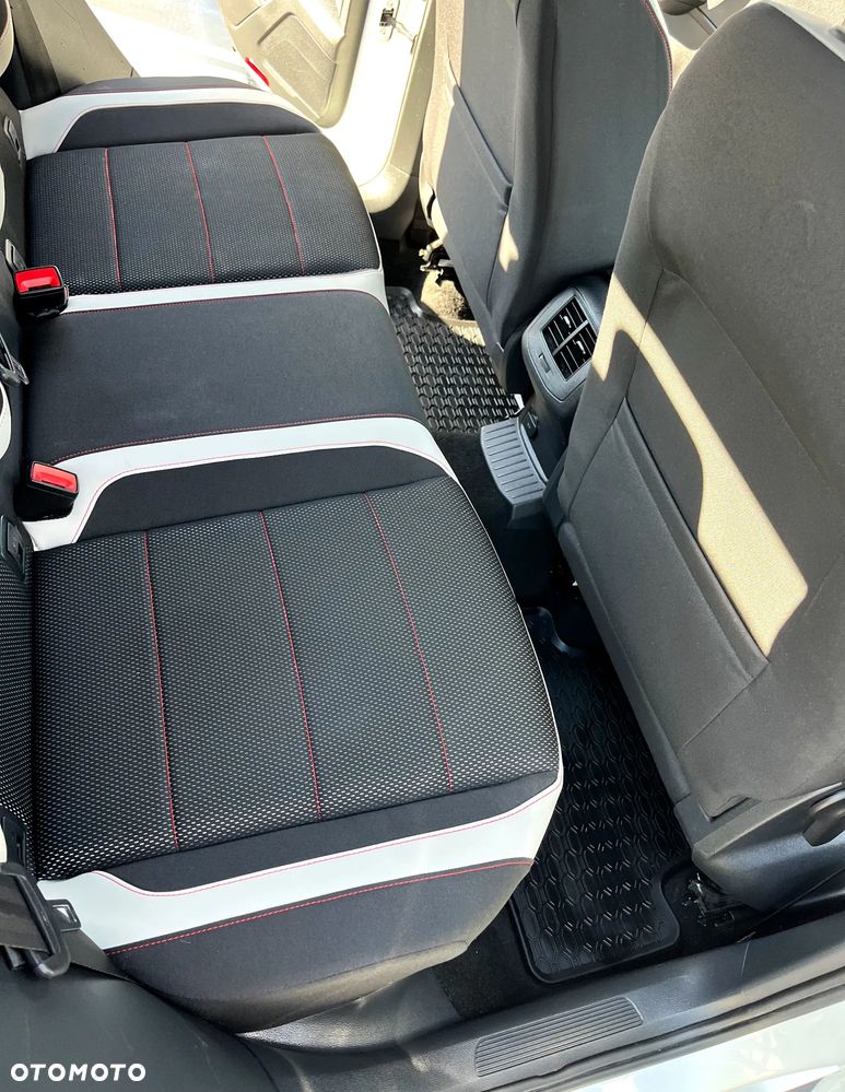 Volkswagen T-Roc 1.5 TSI ACT Premium - 22