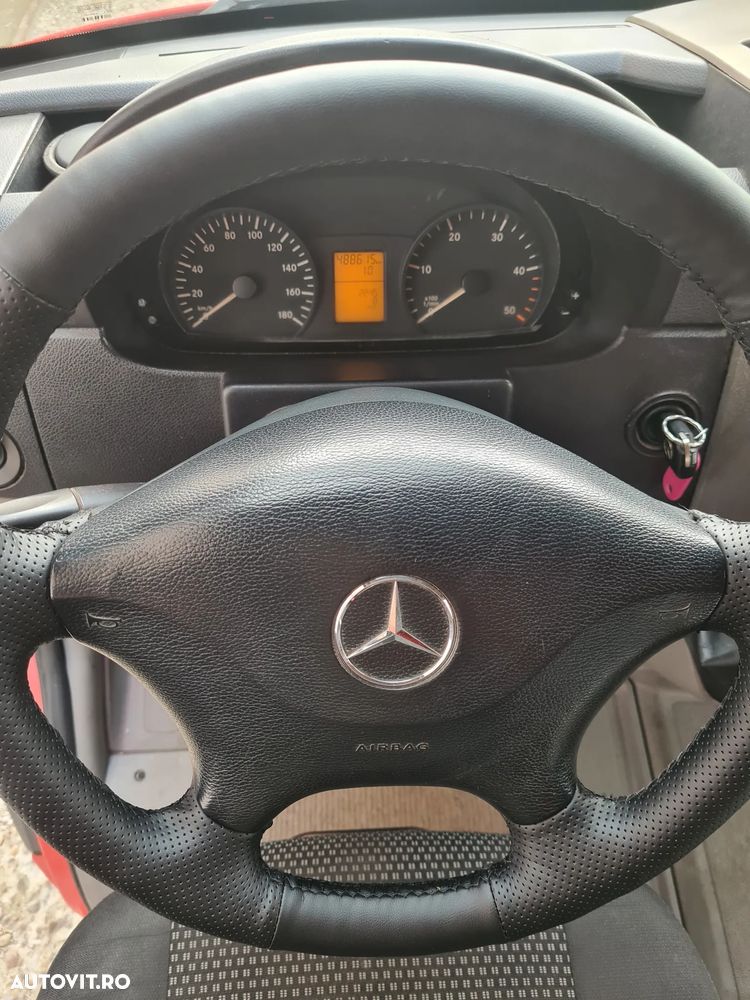 Mercedes-Benz Sprinter - 10