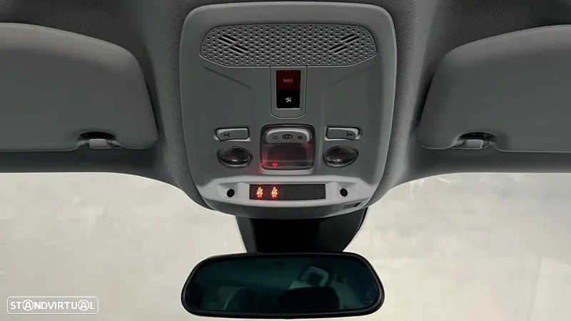 Peugeot e-2008 50 kWh Allure - 44