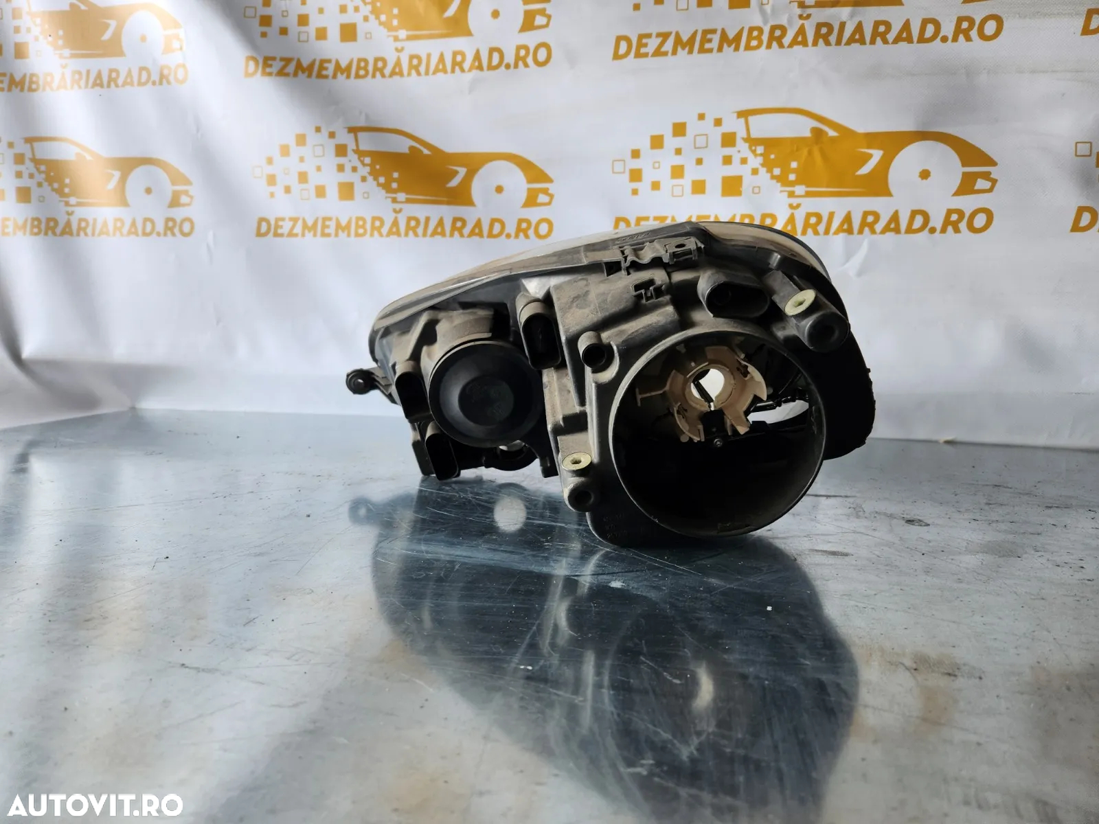 Far Dreapta Vw Golf 5 Variant Combi Jetta Original Volan Stanga Europa - Dezmembrari Arad - 6