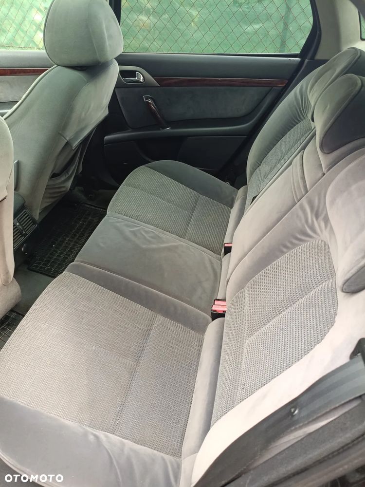 Peugeot 407 2.0 HDI Intense - 6