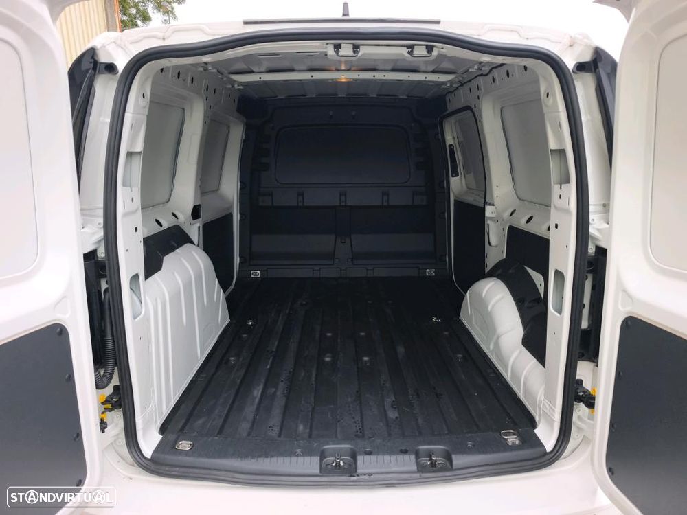 VW Caddy Maxi Cargo 2.0 TDi Business 102cv - 5