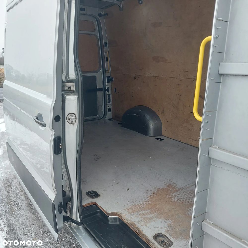 Volkswagen Crafter - 32