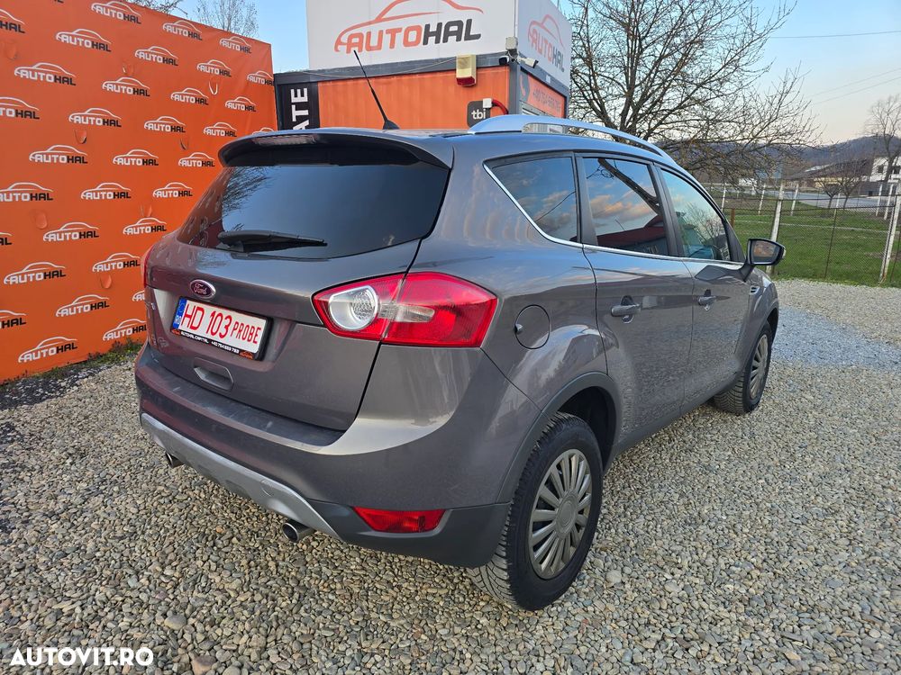 Ford Kuga 2.0 TDCi 4x4 Titanium - 3