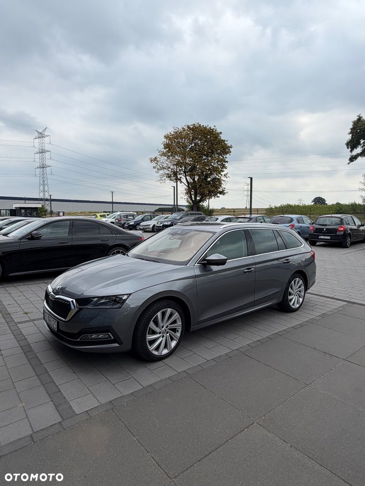 Skoda Octavia 2.0 TDI Style DSG - 1