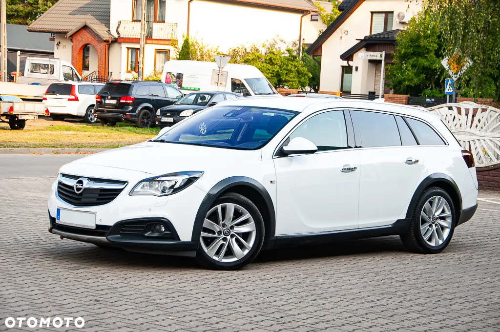 Opel Insignia Country Tourer 2.0 Diesel Exclusive - 13